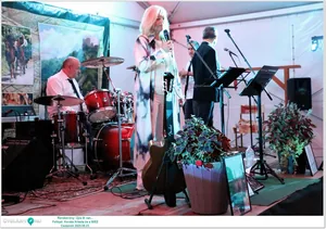 Képek: Útirány Fellépő: Kováts Kriszta és a MIEZ